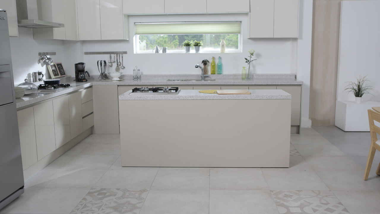 Home Remodeling Kitchen Remodeling Near Me Bathroom Remodeling Near Me36 | Home Remodeling, Home Construction | Horizon Remodeling and Construction Sleek Kitchen With Modern Remodeling Planning Details And Smart Appliances
