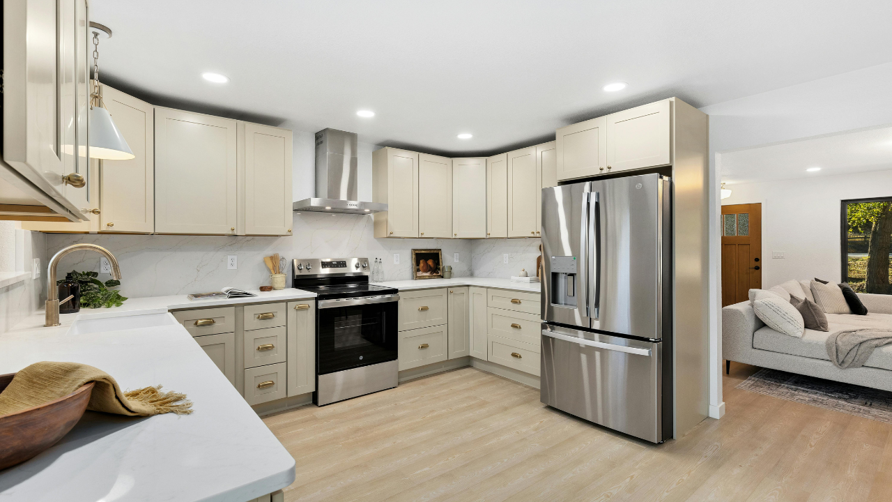 Home Remodeling Kitchen Remodeling Bathroom Remodeling Near Me19 | Home Remodeling, Home Construction | Horizon Remodeling and Construction Small space bathroom remodel using glass shower enclosure and floating vanity